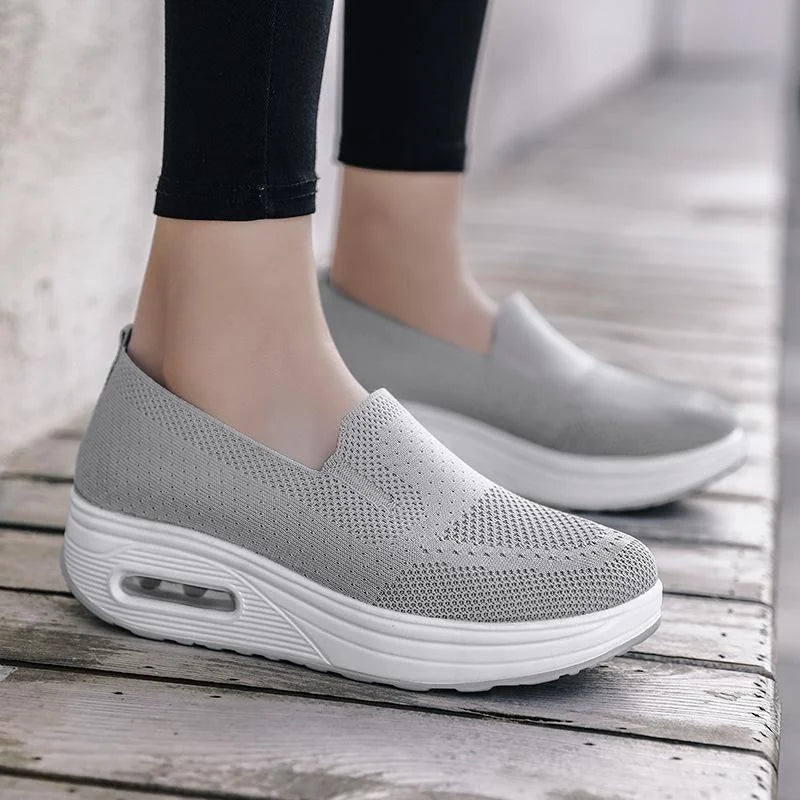 Lightweight Non Slip Sneakers